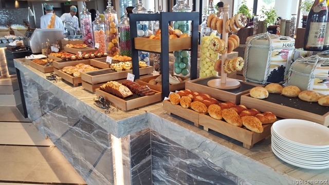 International Buffet Breakfast at the Market Place. Angsana Zhuhai Phoenix Bay