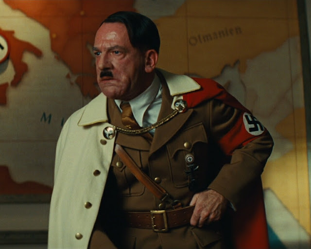 Resultado de imagem para hitler inglourious basterds