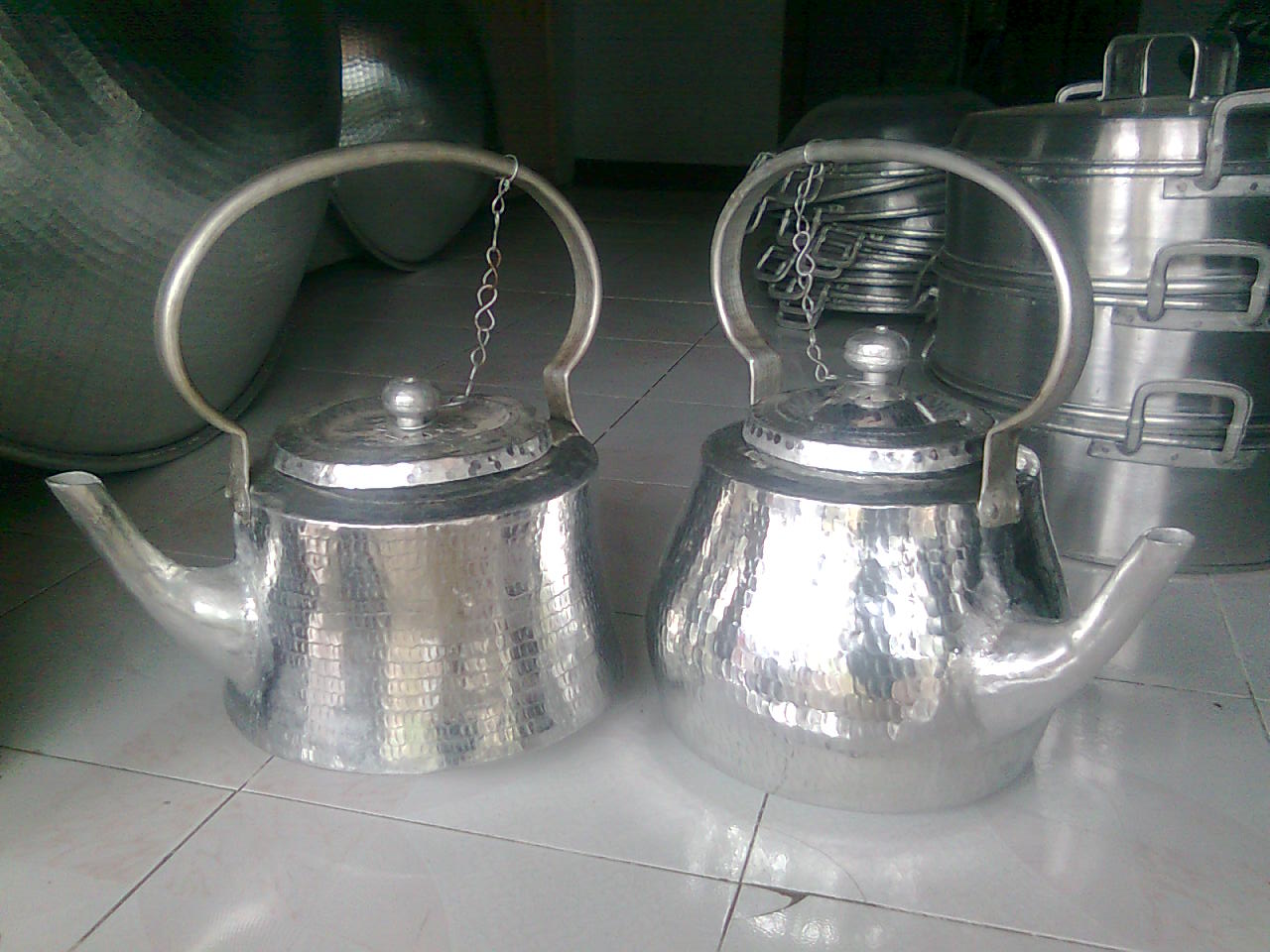  Kerajinan Aluminium 