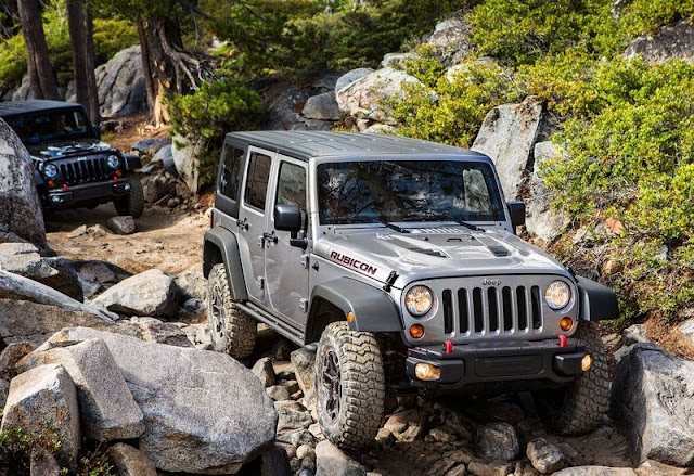 2013 Jeep Wrangler Rubicon 10th Anniversary Edition Front