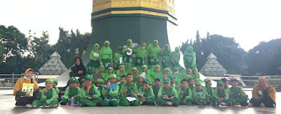 SD Muhammadiyah 12 Surabaya Gelar Outing Class di 2 tempat 2