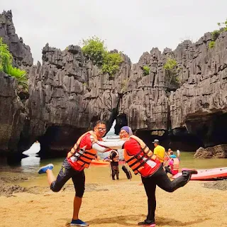 Karlisa Travel