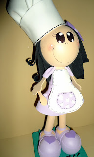boneca de eva, bonequinha de eva, boneca de eva cozinheira, cozinheira de eva, bonequinha de eva, boneca feita de eva