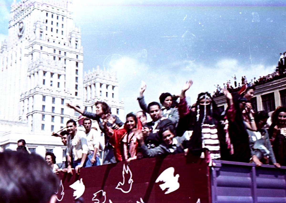 russia festival juventude comunismo fanatismo