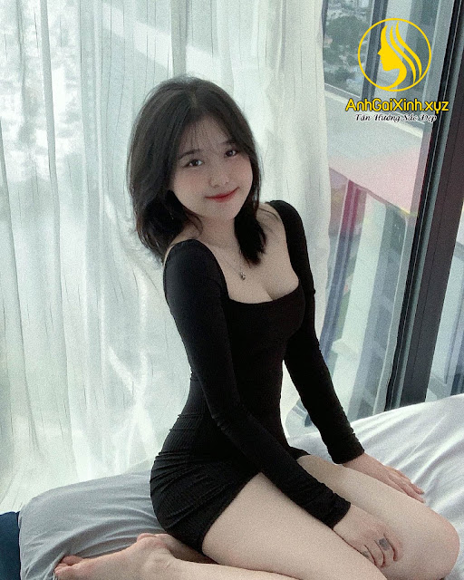 Hot Girl sài thành Thùy Linh mặt xinh dáng chuẩn sexy quyến rũ gợi cảm