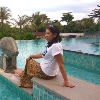 Fall in Love with Pool in Hotel Lombok Astoria