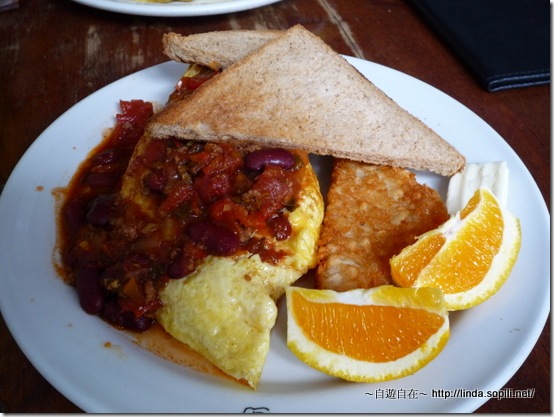 中西美食-墨西哥辣牛肉醬加起司蛋捲