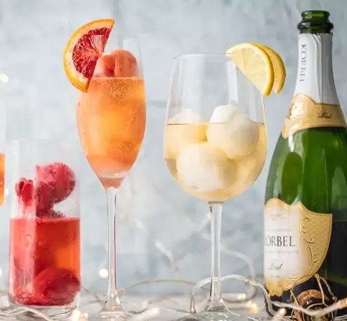 SHERBET MIMOSAS #drinks #cocktails