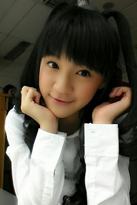 Cindy foto premium content JKT48 clock