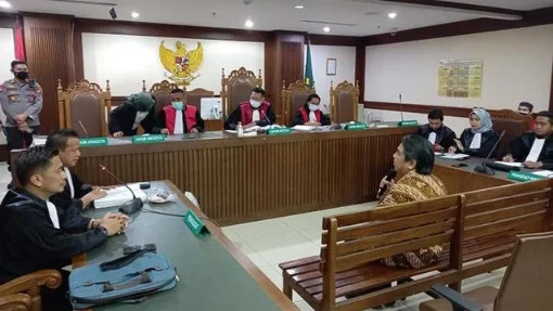 Pengeroyok Ade Armando Minta Keringanan Hukum Karena Harus Biayai Sekolah 4 Anak