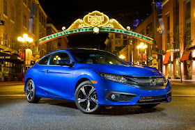 Front 3/4 view of 2016 Honda Civic 1.5T 2-Door Touring