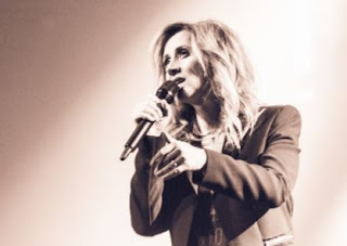lara fabian sur scene