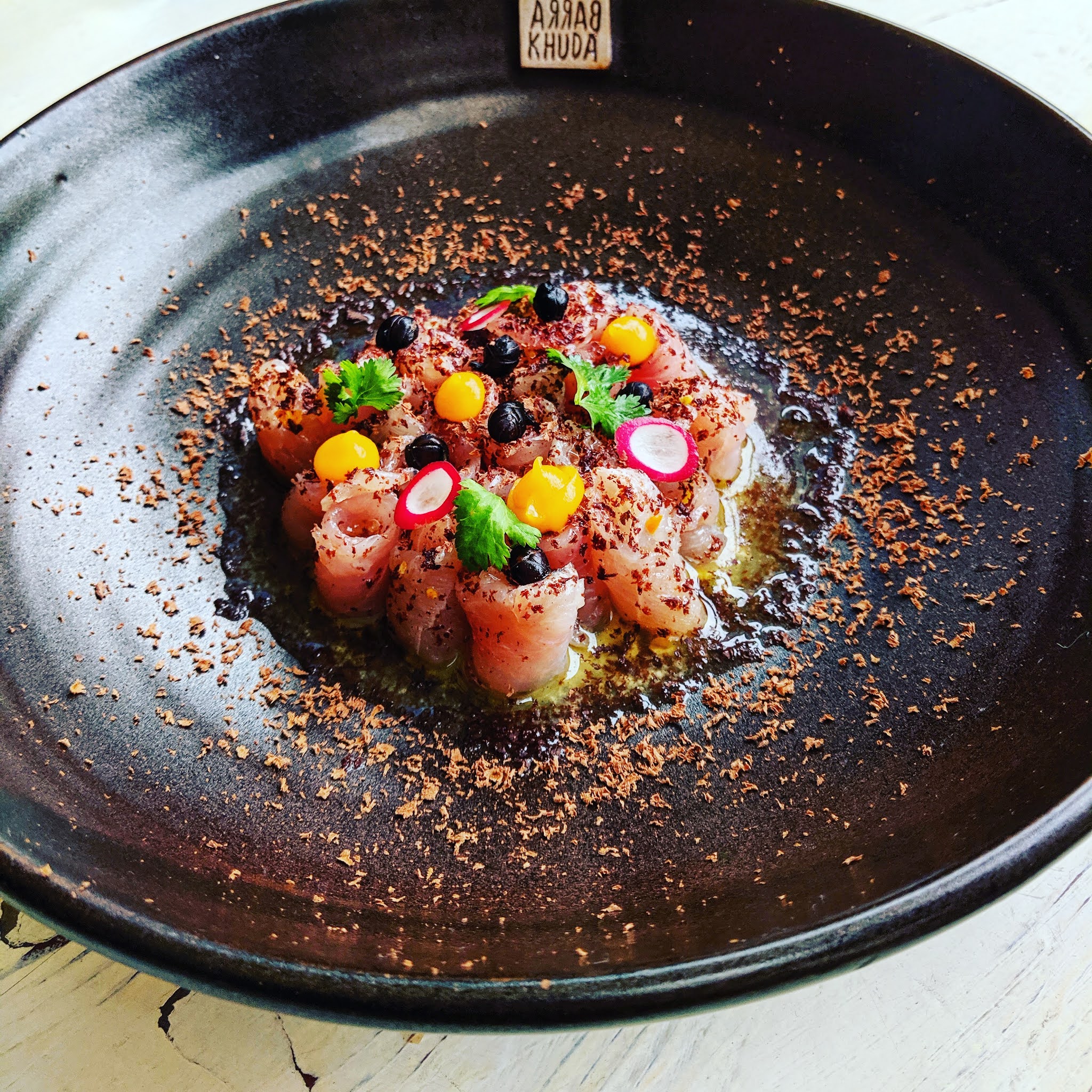 Tiradito with Hormigas Culonas at Barra Khuda Lima