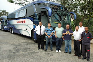  Equipe da Salutaris com Alexander Barbosa, Chefe da Rodoviária, na apresentação dos novos ônibus da frota