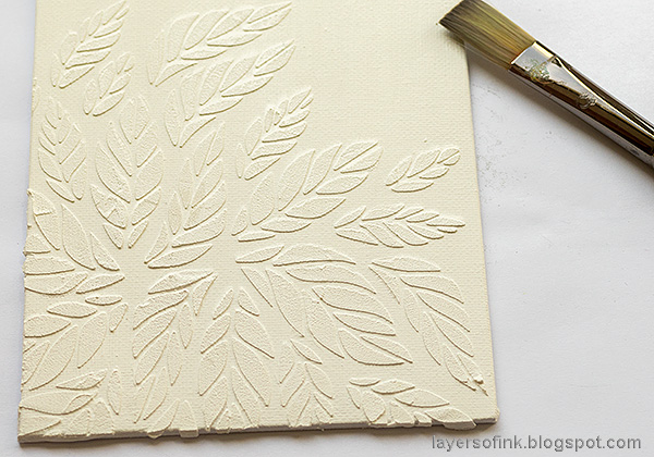 Layers of ink - Tumbling Leaves Canvas Tutorial by Anna-Karin Evaldsson. Paint the canvas with gesso.