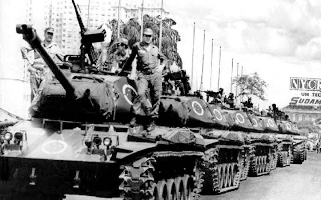 Início do Regime Militar no Brasil.