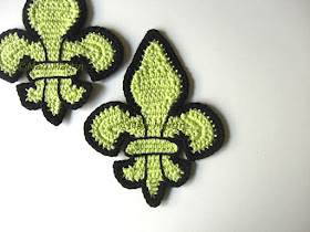 Crochet Coaster Fleur de Lis