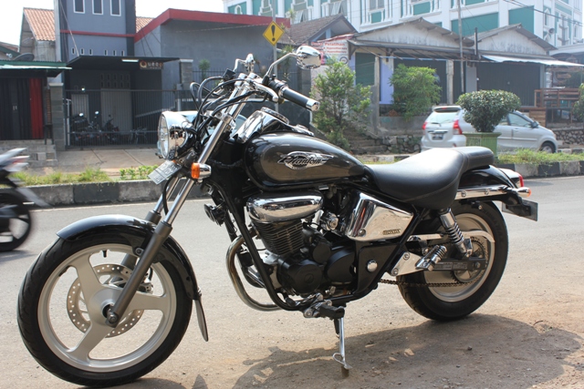 CLASSIC BIKERS SHOP MOGE  HONDA  PHANTOM 26 JUTA 