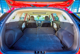 Interior view of 2017 Kia Niro