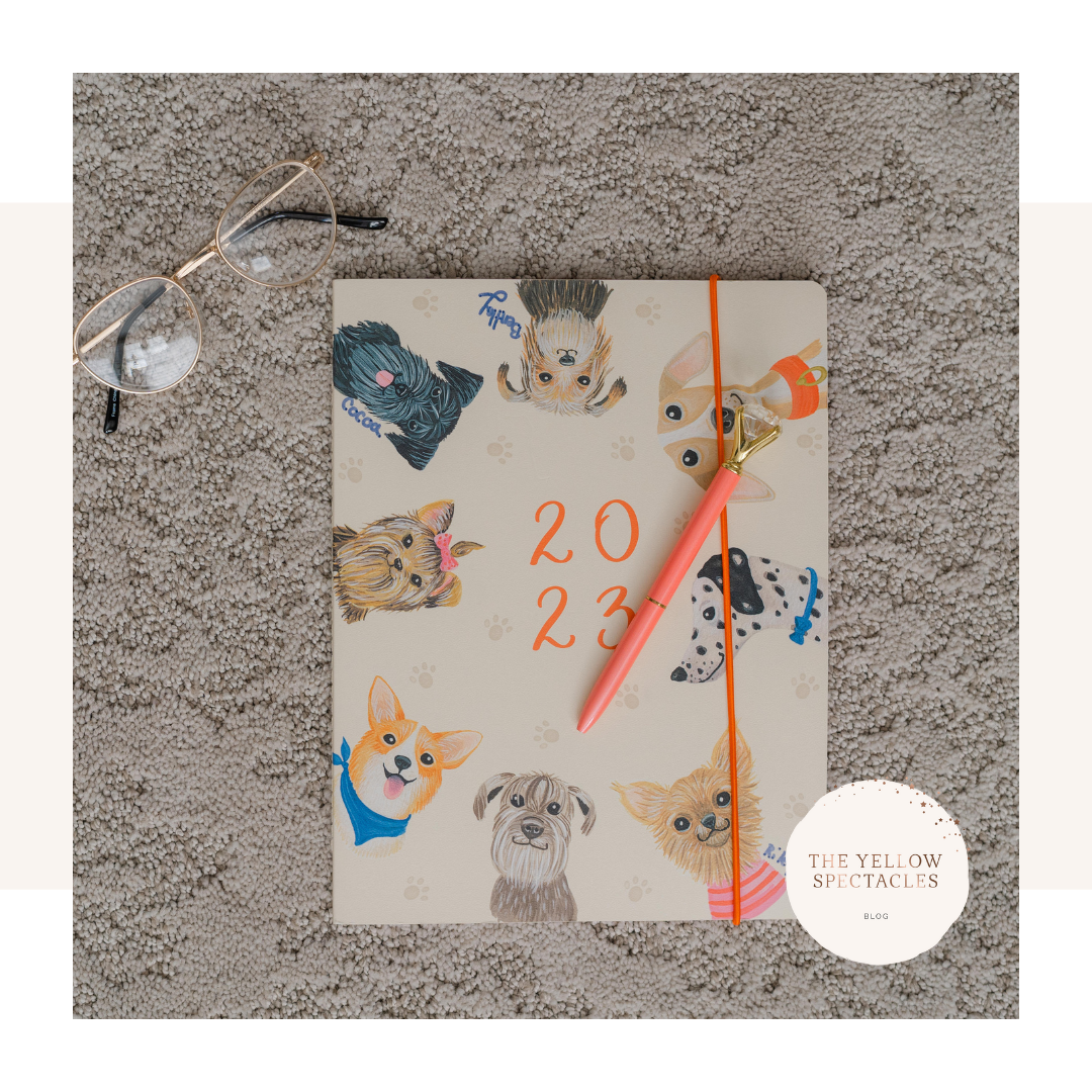 2023 Planner with dogs on it