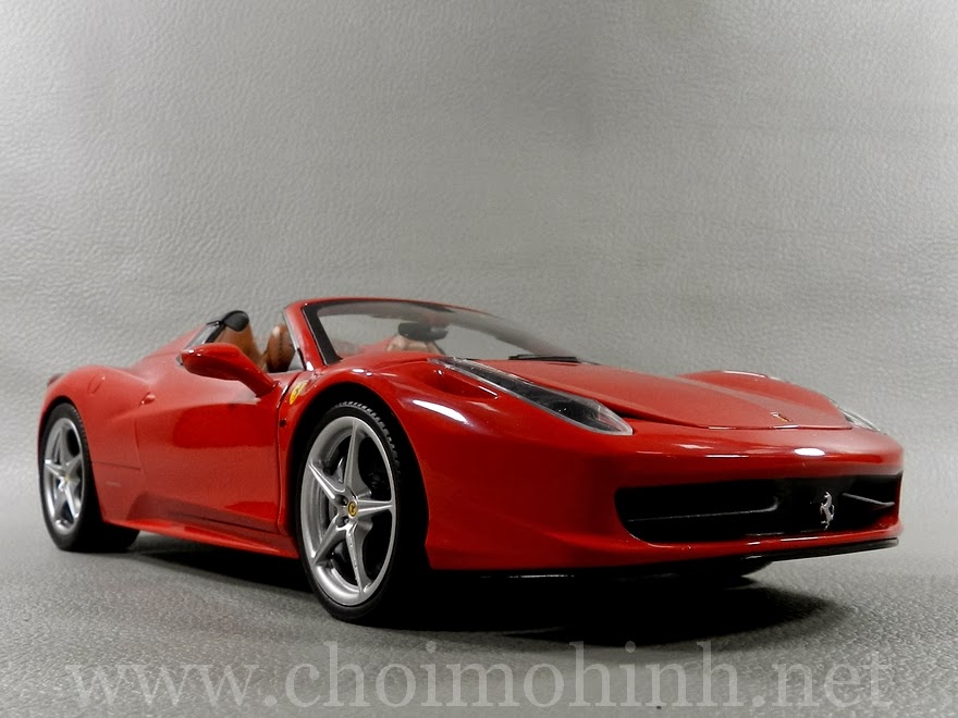 Ferrari 458 Spider 1:18 Hot Wheels