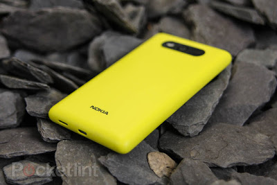 Nokia Lumia 820