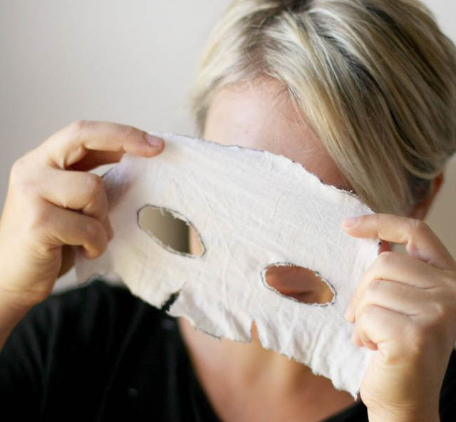 DIY: Cách làm mặt nạ trị mụn đầu đen nuôi dưỡng da hiệu quả