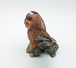 resin-owl-left-side