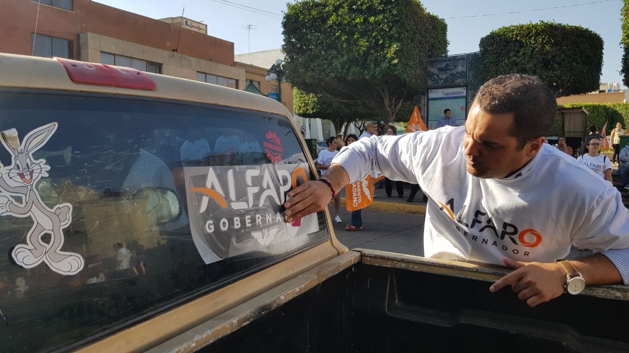 Semanario 7 días: Emecistas iniciaron en Tepa pegando 