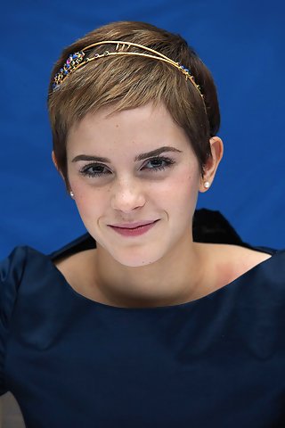 15 Emma Watson Wallpapers For iPhone