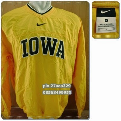 http://serbaoriginal.blogspot.com/2014/10/nike-iowa-windshirt-kuning.html