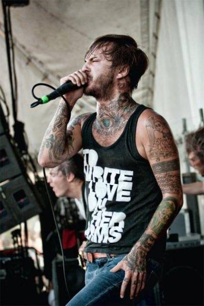 Thissss is Craig Owens. He's no longer with them as of earlier this year but 