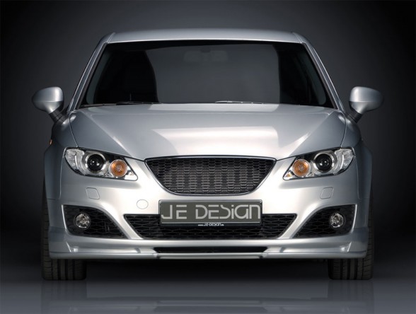 Front View of 2009 Seat Exeo JE DESIGN