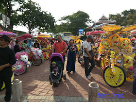 Bercuti Tempat Menarik Melaka Stadhuys Beca Berhias