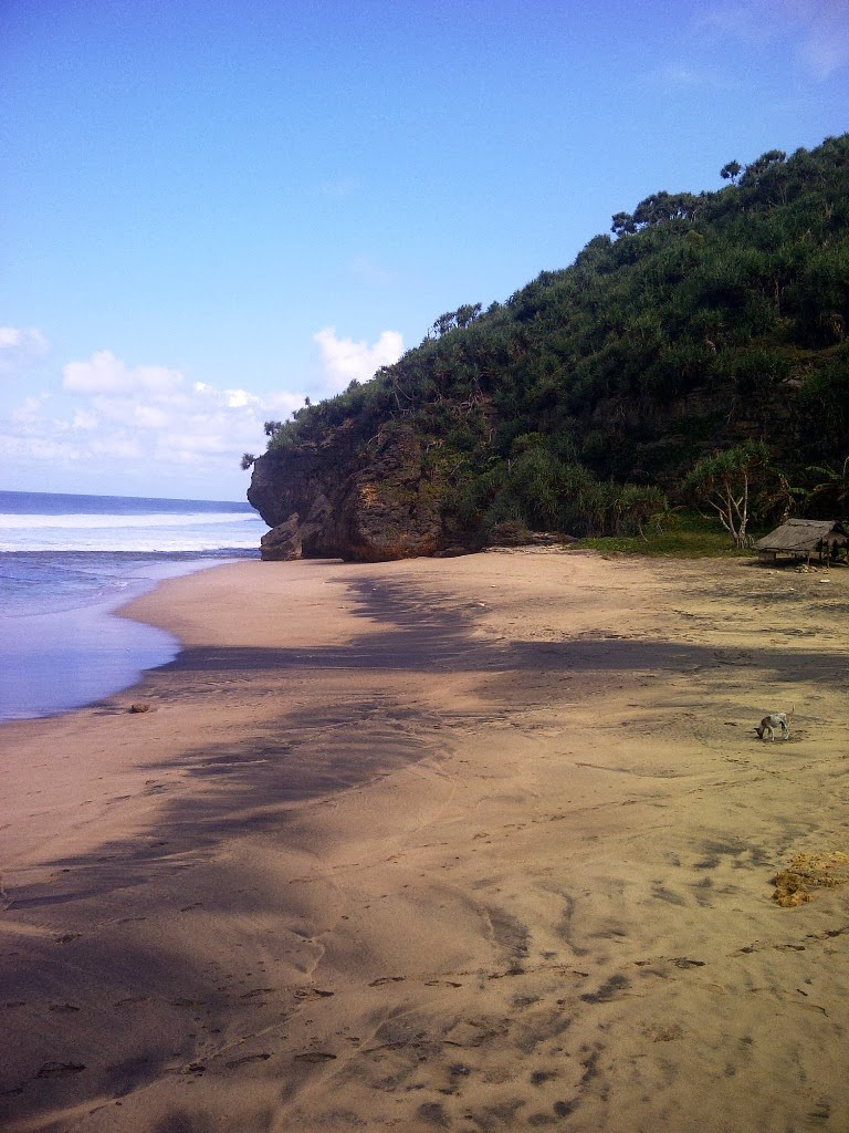 Pantai Seruni Keindahan Yang Tersembunyi Nasirullah Sitam