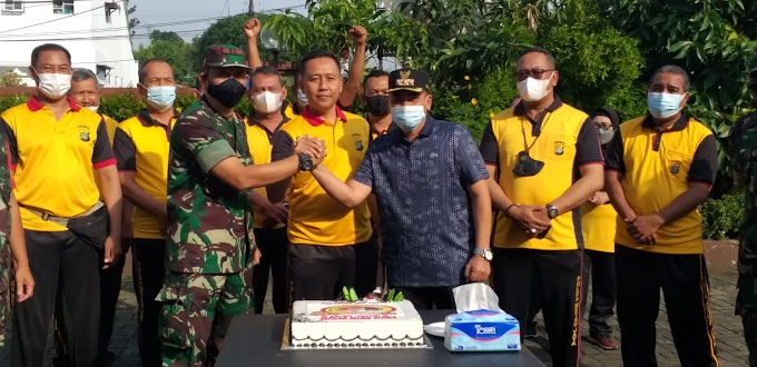 Danramil, Camat,Kepala KUA,Ketua MUI Serta Karutan Beri Kejutan Anggota Polsek Sukmajaya