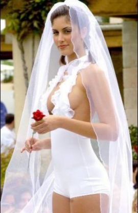 How to Look Attractive: Sexy Wedding Dress - How to Look Like a Perfect  Bride