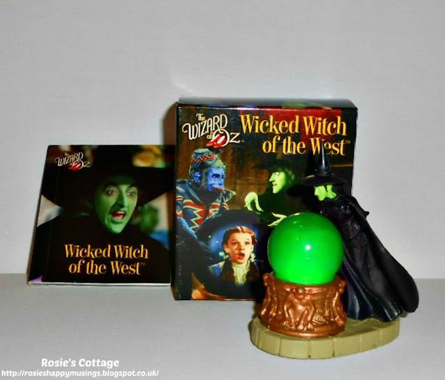 The Wizard of Oz Wicked Witch of The West mini kit by Running Press