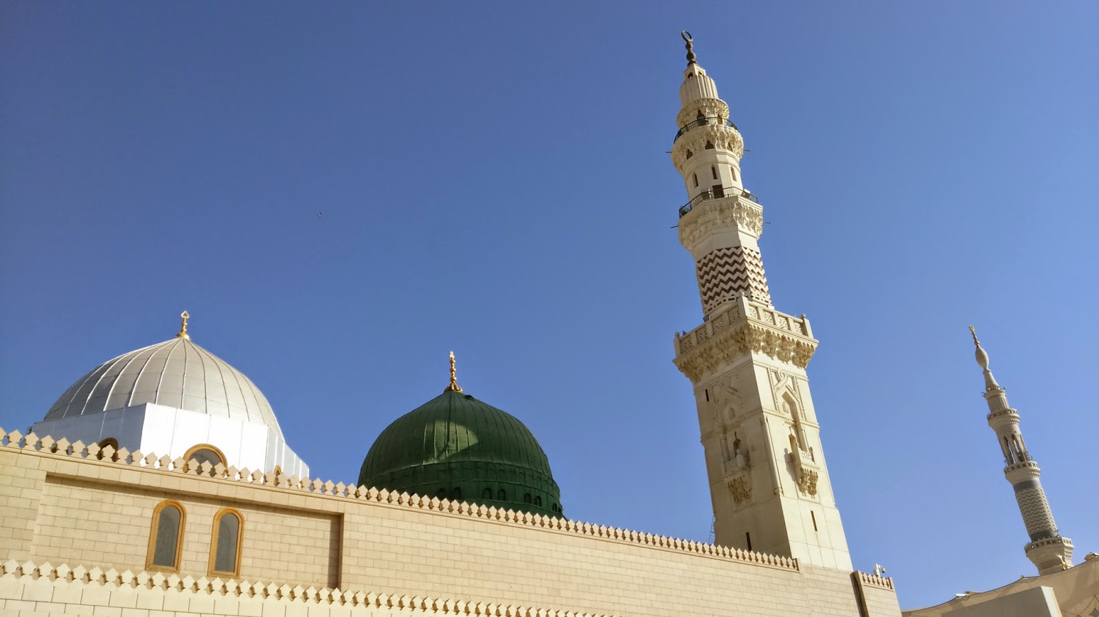 Pengalaman dan Ziarah Kota Madinah, Indahnya Masjid Nabawi
