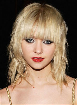 taylor momsen flashing pictures