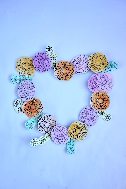 heart-shaped wreath, paper wreath, rubber stamps and ink pad, watercolor flowers, blah to TADA, crafty recycling, recycling crafts, spring wreath, Floral Heart Project