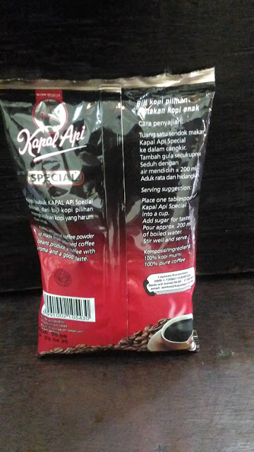 Tampak belakang Kopi Kapal Api