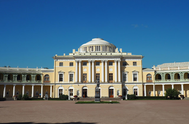 Павловский дворец