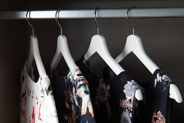 THE BEGINNER’S GUIDE TO BUILDING A CAPSULE WARDROBE