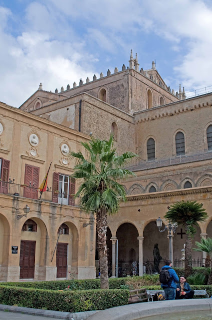 centrum Monreale, miasto, okolice Palermo, Sycylia