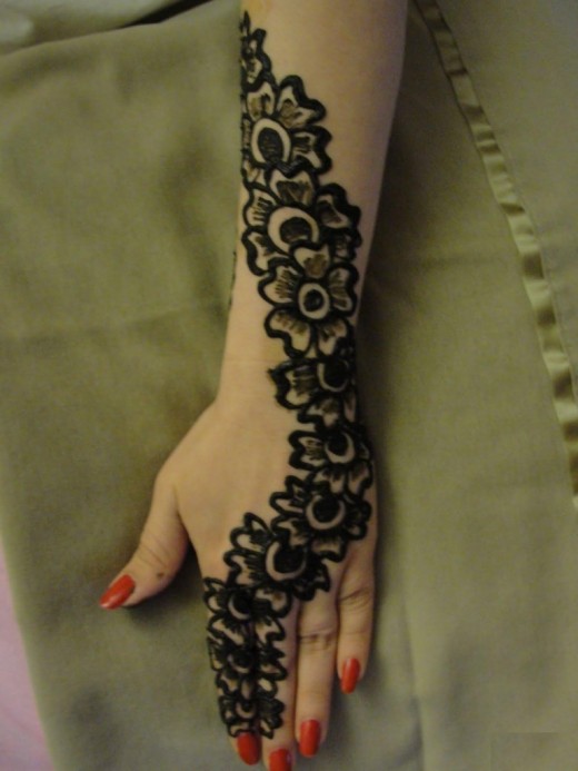 Indian Mehndi Designs for Arm Posted by ANNA LIZA at 1109 AM