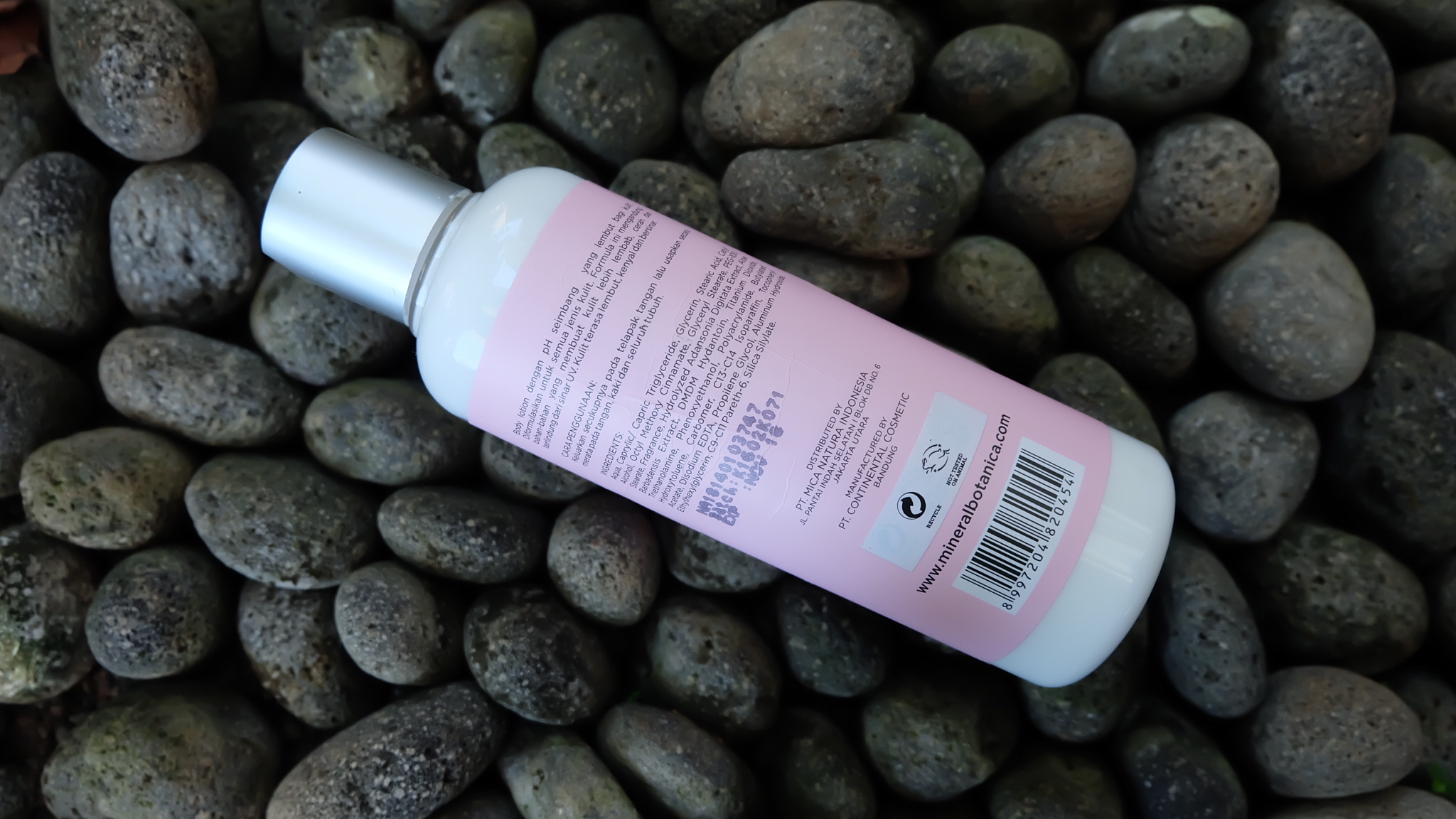 Review Mineral Botanica Body Lotion Floral