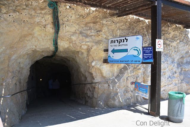 The grottos in rosh hanikra כניסה לנקרות