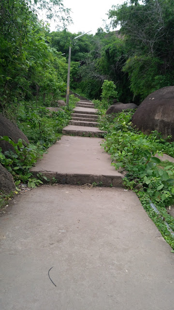 The staire-of-madan-mahal