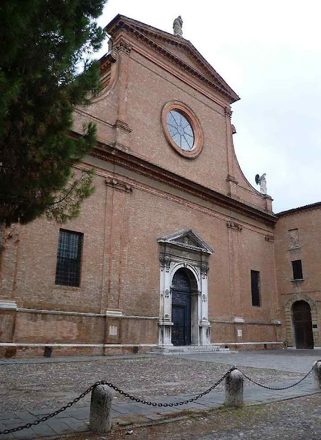 Fachada do Santuário del Preziosissimo Sangue